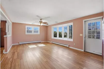 35 Hampton Street, Auburn, MA 01501 - Photo 7