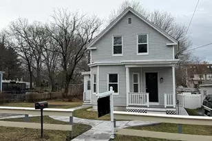 37 Stavely St, Lowell, MA 01852 - Photo 1