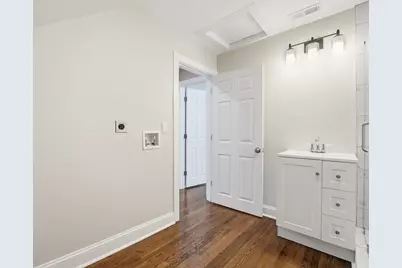 37 Stavely St, Lowell, MA 01852 - Photo 29