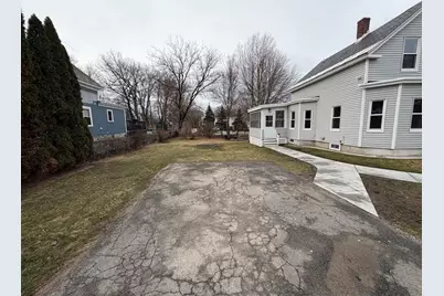 37 Stavely St, Lowell, MA 01852 - Photo 35