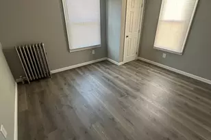 371 Dickinson St, Springfield, MA 01108 - Photo 9