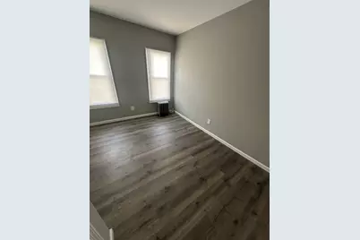 371 Dickinson St #2, Springfield, MA 01108 - Photo 7