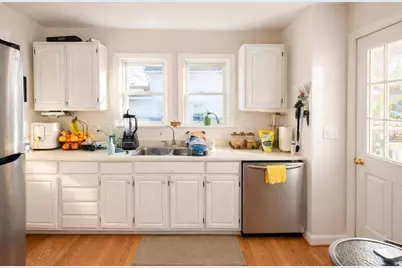 23 Stillman St, Framingham, MA 01702 - Photo 3