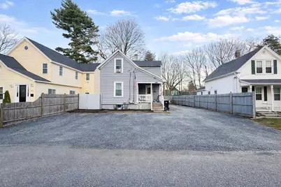 23 Stillman St, Framingham, MA 01702 - Photo 1