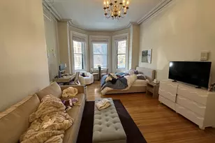 300 Marlborough St, Boston, MA 02116 - Photo 1