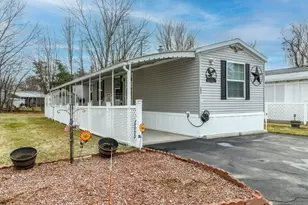 556 Central St, Leominster, MA 01453 - Photo 1