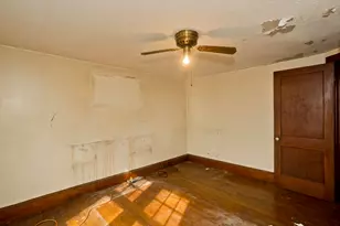 1019 Burnett Rd, Chicopee, MA 01020 - Photo 27