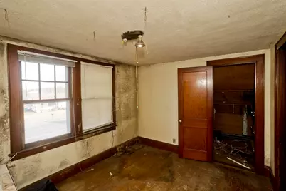 1019 Burnett Rd, Chicopee, MA 01020 - Photo 29