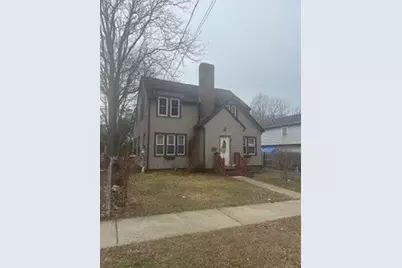 72 Fenwick St, Springfield, MA 01109 - Photo 1