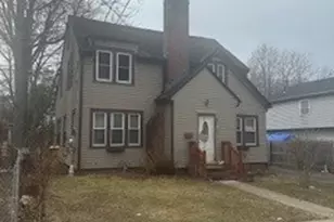 72 Fenwick St, Springfield, MA 01109 - Photo 1