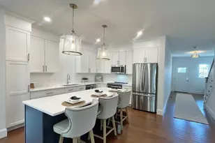 89 Oliver Pond Cir, Franklin, MA 02038 - Photo 3