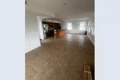 375 Crescent Ave #2, Chelsea, MA 02150 - Photo 3