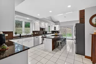 204 Coventry Ln, North Andover, MA 01845 - Photo 15