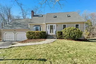 9 Heritage St, Shrewsbury, MA 01545 - Photo 3