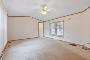 556 Central, Leominster, MA 01453 - Photo 17