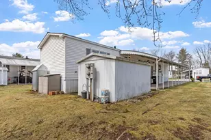 556 Central, Leominster, MA 01453 - Photo 23