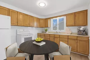 6 Parker St, Rockport, MA 01966 - Photo 3