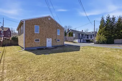 6 Parker St, Rockport, MA 01966 - Photo 11