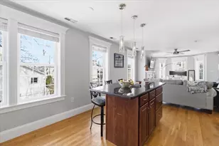 77 Baxter St, Boston, MA 02127 - Photo 7