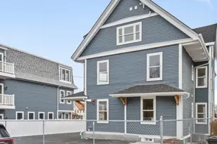 66 Stanley St, Boston, MA 02125 - Photo 21