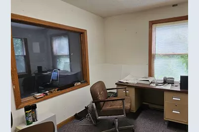 27 Douglas Road, Webster, MA 01570 - Photo 7