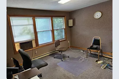 27 Douglas Road, Webster, MA 01570 - Photo 3