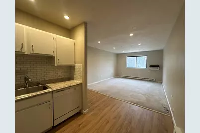67 Milliken Ave #apt 21B, Franklin, MA 02038 - Photo 1