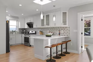 303 Russett Rd, Brookline, MA 02467 - Photo 9