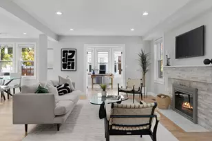 303 Russett Rd, Brookline, MA 02467 - Photo 3