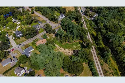 125R Middleboro Avenue, Taunton, MA 02718 - Photo 5