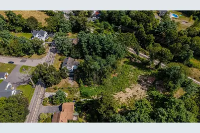 125R Middleboro Avenue, Taunton, MA 02718 - Photo 9