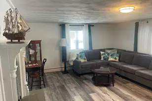 8 Rock Cliff Rd, Marblehead, MA 01945 - Photo 7