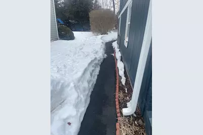 8 Rockcliff Rd #B, Marblehead, MA 01945 - Photo 17