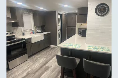 8 Rockcliff Rd #B, Marblehead, MA 01945 - Photo 1