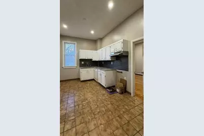 62 River St #1, Cambridge, MA 02139 - Photo 5
