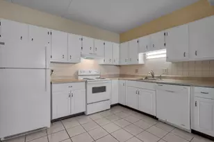 80 N Warren St, Woburn, MA 01801 - Photo 3