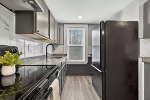 22 Maple St, Templeton, MA 01436 - Photo 3