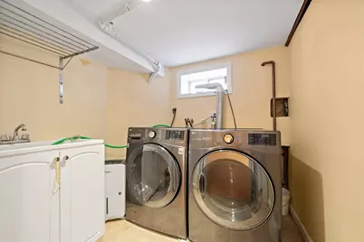 28 Mansfield Rd, Wellesley, MA 02481 - Photo 35