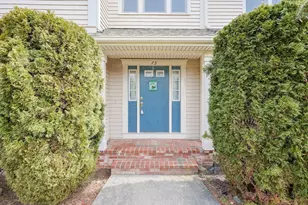 75 Sunflower Dr, Raynham, MA 02767 - Photo 3