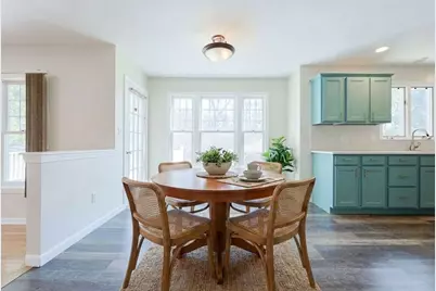 75 Sunflower Dr, Raynham, MA 02767 - Photo 9