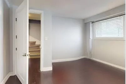 215 Bolton, Boston, MA 02127 - Photo 9