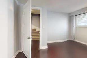 215 Bolton, Boston, MA 02127 - Photo 9