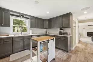 23 Club House Dr, Bourne, MA 02559 - Photo 5