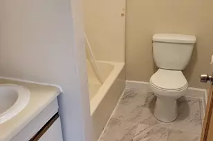 74 Pecker St, Haverhill, MA 01830 - Photo 5