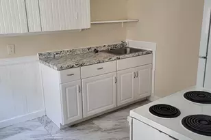 74 Pecker St, Haverhill, MA 01830 - Photo 3