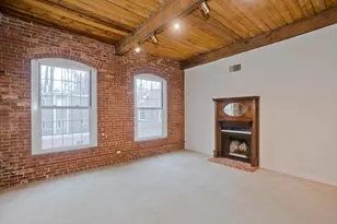 124 College St, South Hadley, MA 01075 - Photo 3