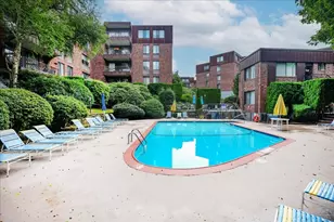 1008 Paradise Rd, Swampscott, MA 01907 - Photo 9