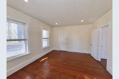 29 Abbott St #1, Worcester, MA 01602 - Photo 3