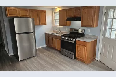 164 Ames Street #Right Side, Brockton, MA 02302 - Photo 3