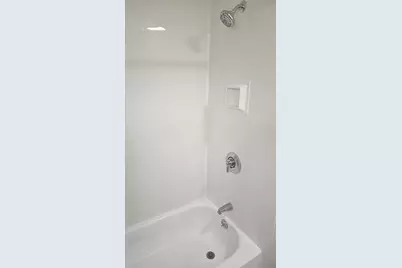 164 Ames Street #Right Side, Brockton, MA 02302 - Photo 7